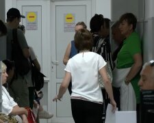 Грошова допомога для пенсіонерів у Харківській області
