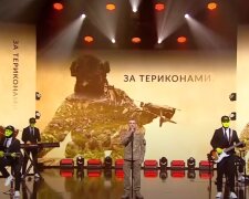 Росіяни цинічно вкрали пісню "За териконами" та переробили на свій лад, відео: "Як воно виє"