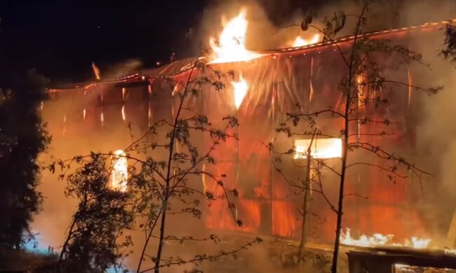 Вогняне НП в одеському храмі, спливли нові деталі і відео: "Замітають сліди"