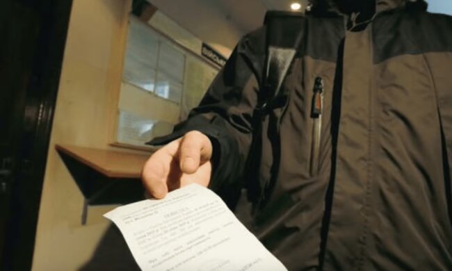 Відео із врученням повістки викликало скандал в Одесі, у ОК «Південь» висловилися: "Притягнуто до відповідальності"