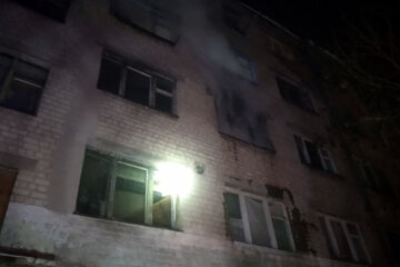 Пожар разгорелся в общежитии под Днепром: "15 человек, из них 7 детей..."