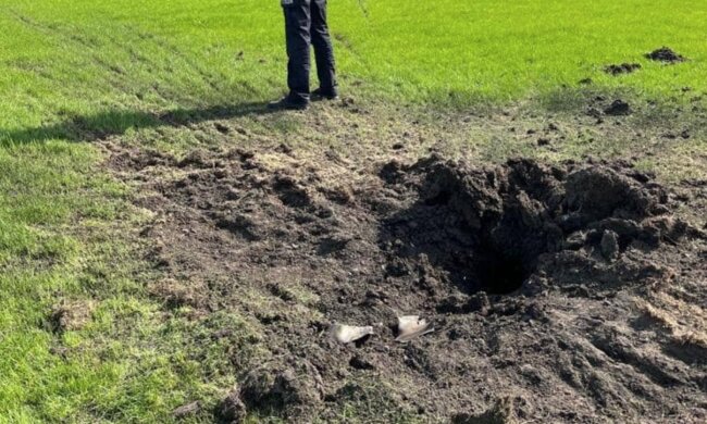 Оккупанты обстреляли стадион в Харькове, фото: "Люди занимались пробежками"