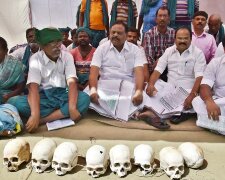 Чому індійські фермери принесли людські черепи на мітинг – фото