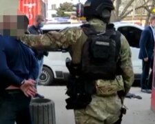 В Одессе банда "крышевателей" устроила налеты на людей, видео: "требовали платить дань"