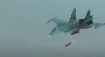 Небо стало красным от пожаров: россияне сбросили с самолетов управляемые бомбы