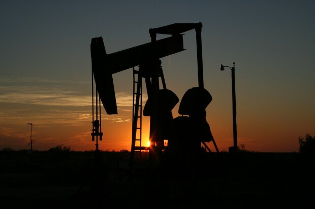 нефть