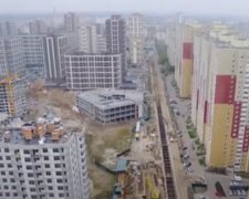 В Киеве из-за строительства метро начала рушиться многоэтажка: "По стенам пошли такие трещины, что..."