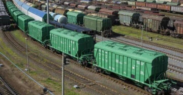 Ассоциация "Укркокс" требует от премьера не ограничивать срок эксплуатации грузовых вагонов