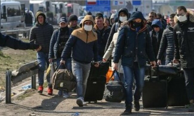 Украинцев больше не пустят на заработки, в Кабмине проговорились: «Привлекут к…»