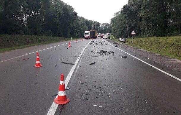 В Угорщині розбився автобус з українцями: багато постраждалих, кадри з місця трагедії