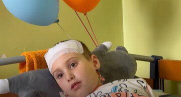 "Врятуйте, будь ласка!": історію 9-річної Софійки лікарі називають справжнім дивом