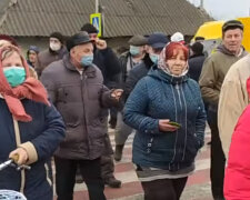 "За что мы платим?": бунт против повышения тарифов расползается по Украине, недовольство людей растет
