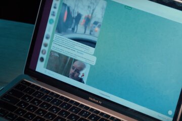 СМИ рассказали, как живет владелец скандального Telegram-канала «Джокер»: элитный ЖК, охрана и люксовые авто
