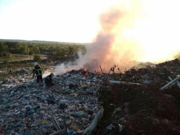 свалка на Полтавщине в огне