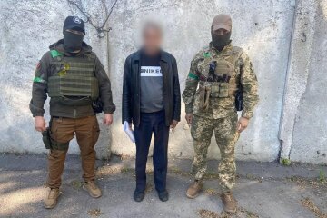 Помогали оккупантам, сливали данные АТОшников: руководителям ПГТ под Харьковом светит пожизненное