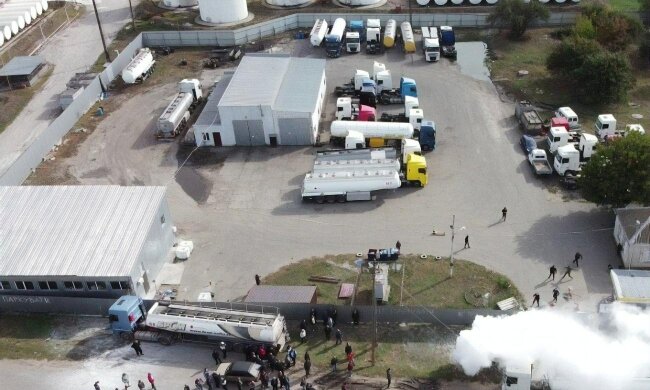 "БРСМ-Нафта": Экорейдеры Куфтырев и Верник рейдерят нефтебазу и могут спровоцировать взрыв сжиженного газа