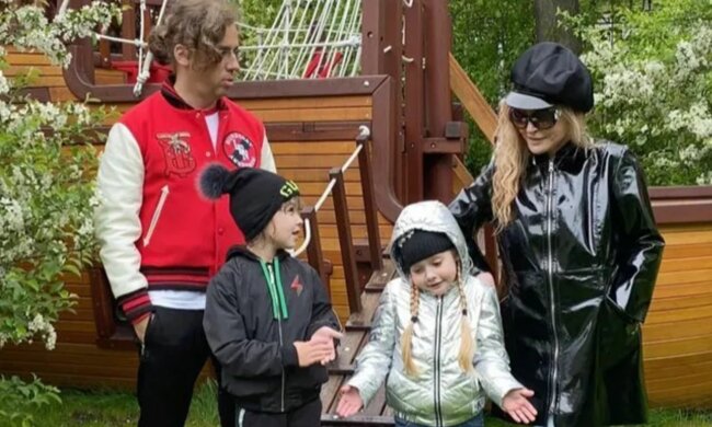 алла Пугачова, максим Галкін, Ліза, Гаррі, діти Пугачової і Галкіна