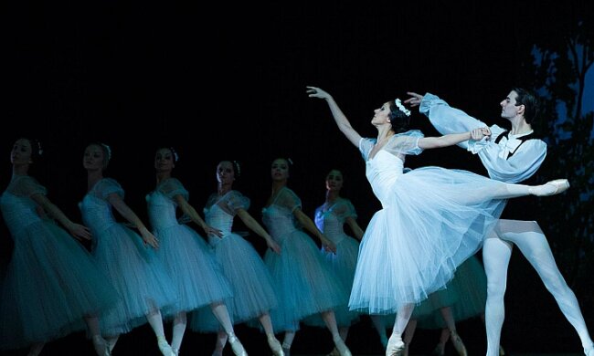 chopiniana_baku-r1r1h500w711zc3q100