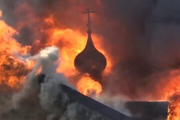 церковь пожар поджег огонь