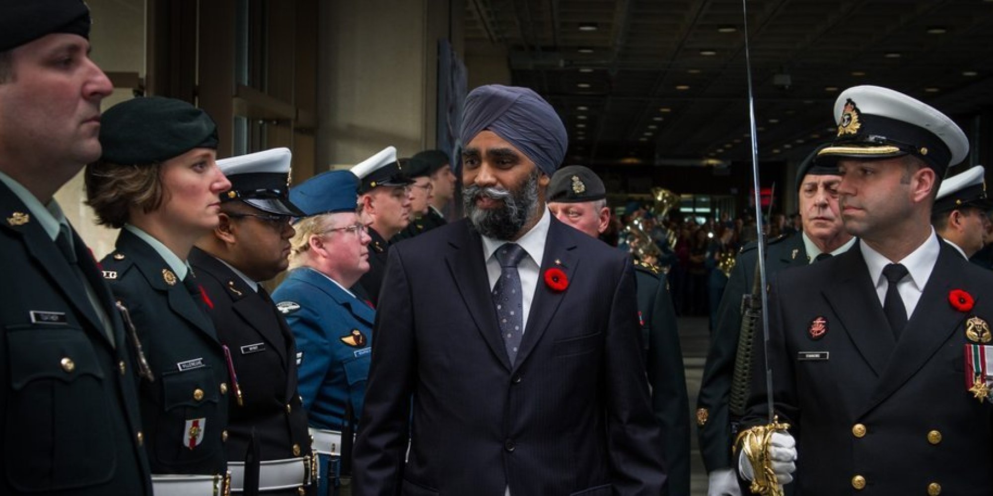 министр обороны канады
