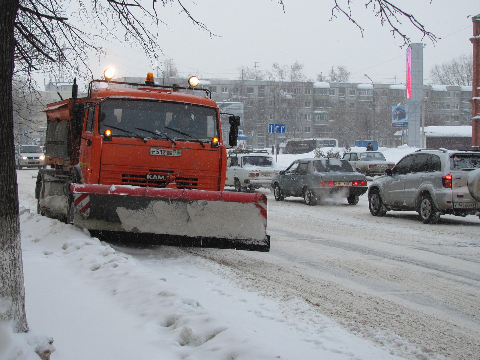 Сегодня в Киеве будут еще активнее эвакуировать авто. Politeka