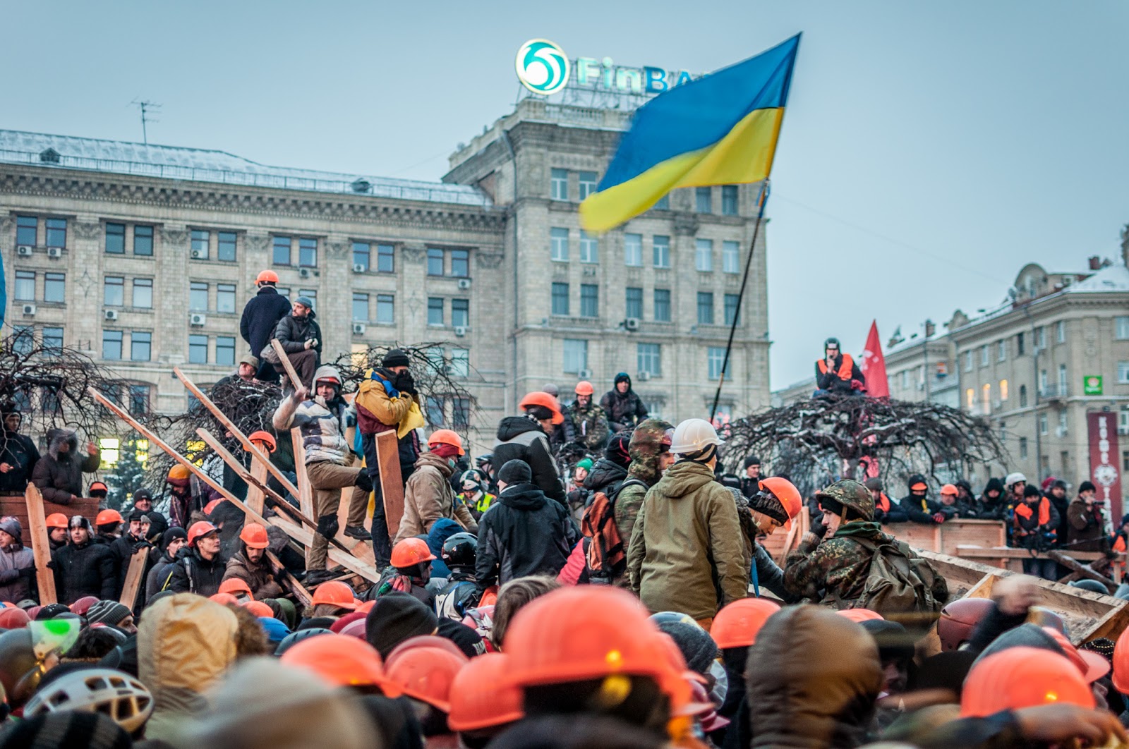 Участники майдана. Майдан на Украине в 2014 фото. Киев 2013 Майдан. Киев площадь независимости Евромайдан.