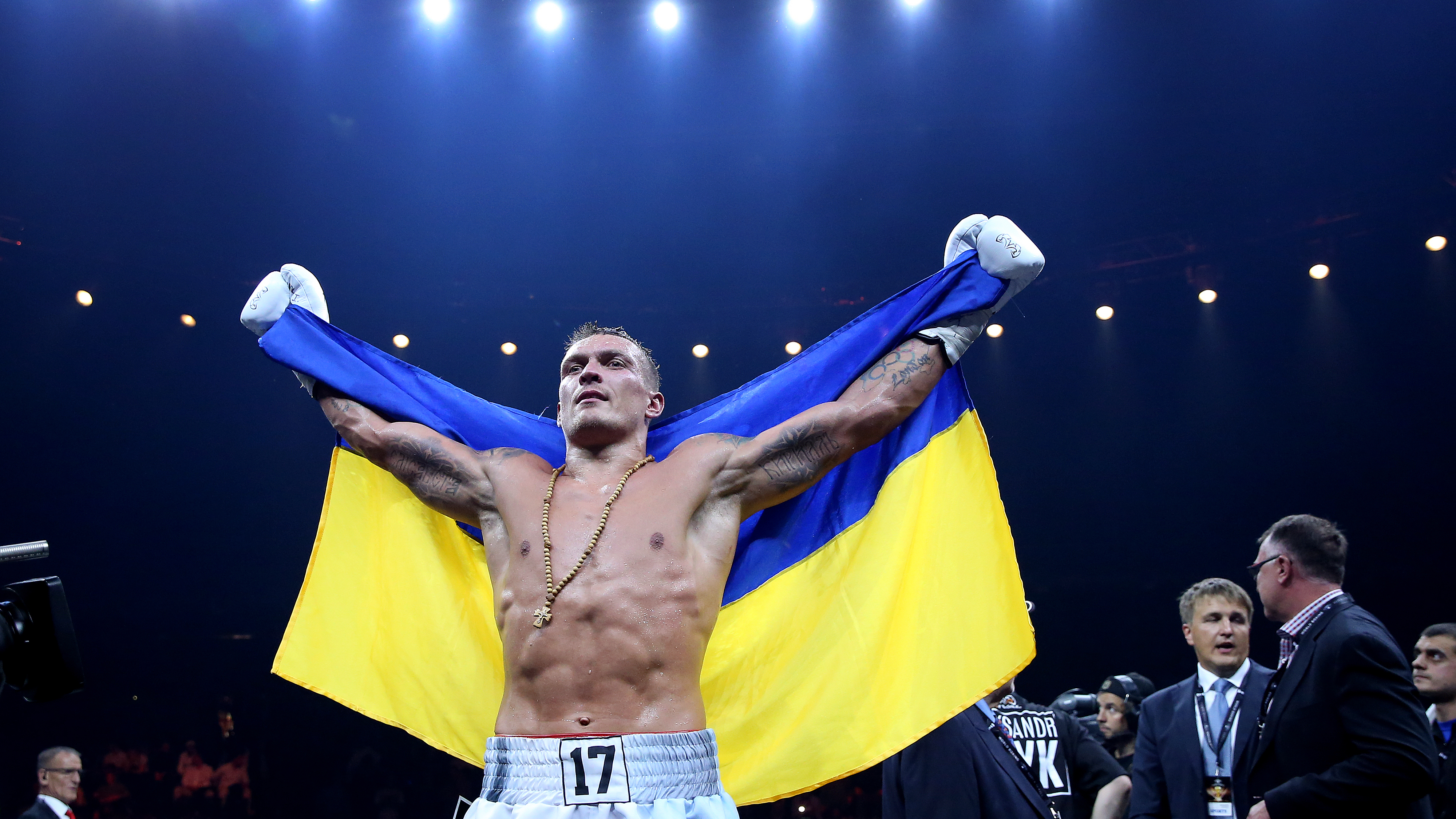 Боксер украины усик. Усик фото. Боксер украины усик. Боксер украины усик. Боксер украины усик.