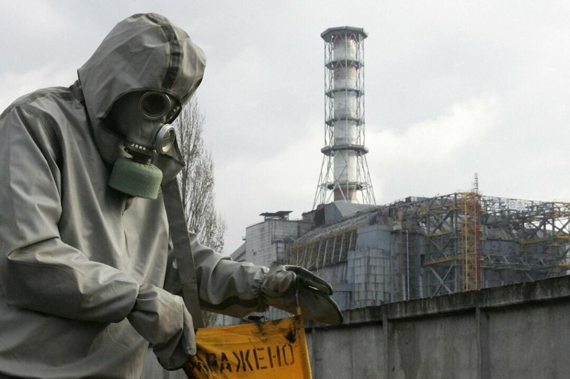 Очистка крыши чернобыльской аэс