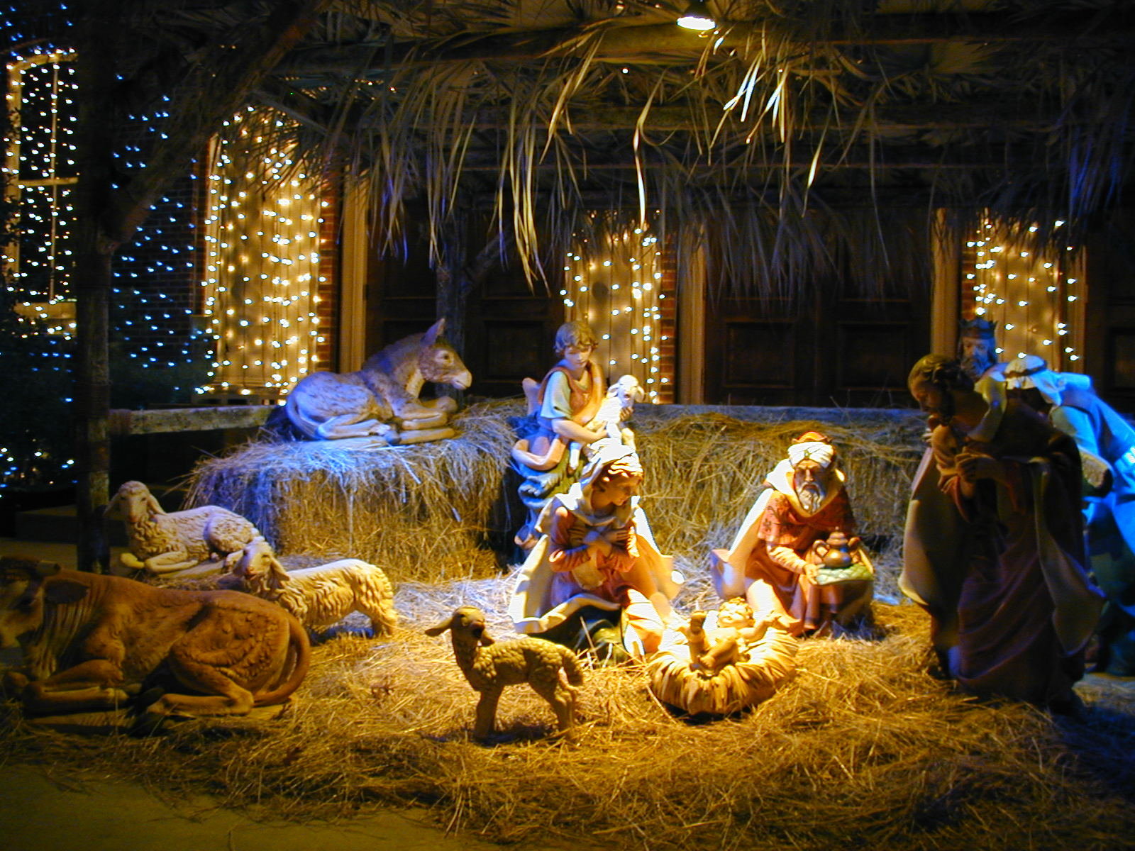 Ночь про рождество. Вертеп Вифлеем ясли. Рождество Христово. С Рождеством католическим. Рождественские ясли.